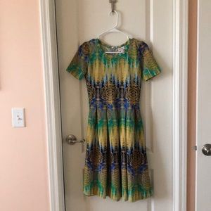 Amelia (S)- LuLaRoe